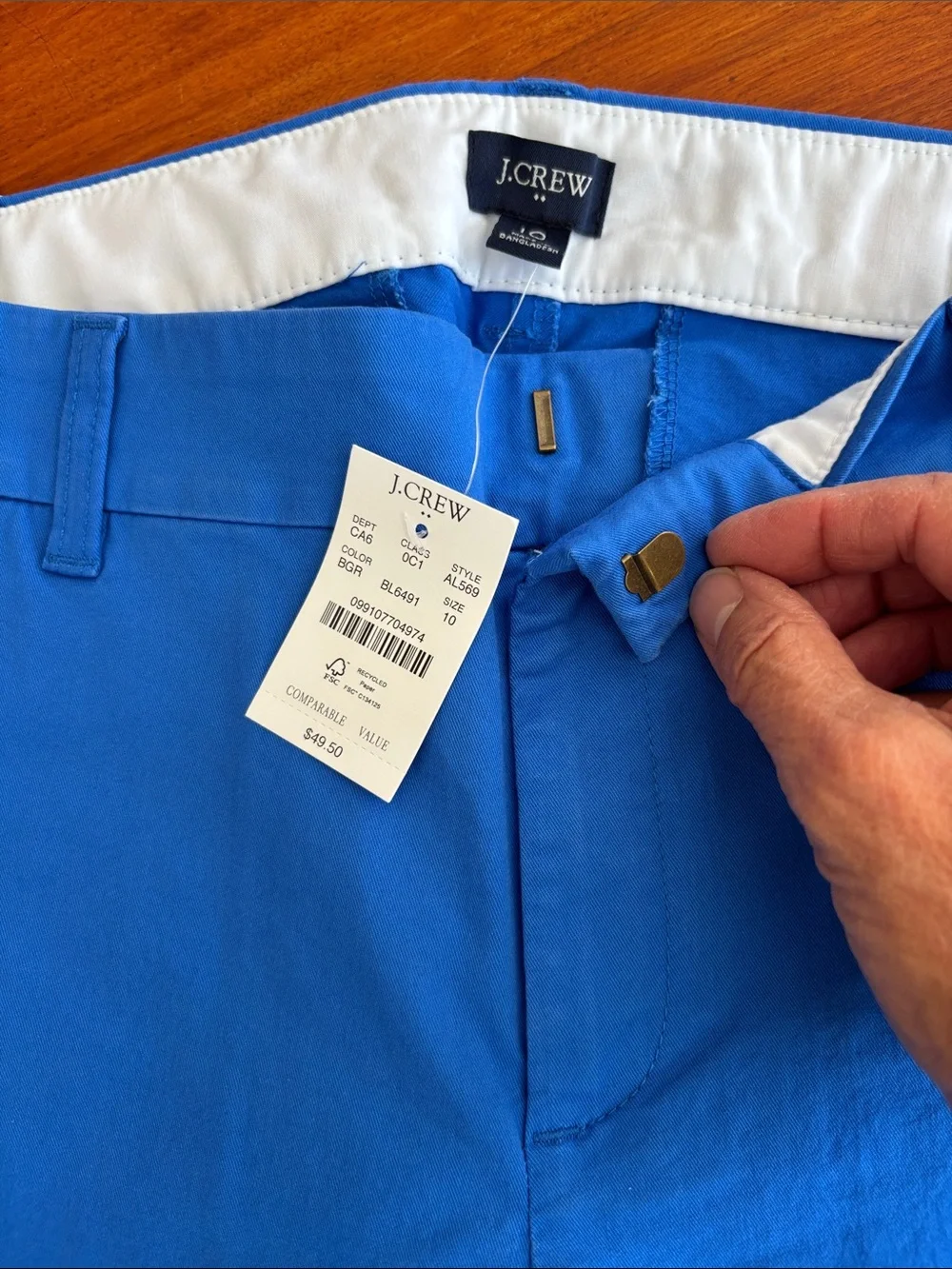 J. Crew women Bright Blue Chino Shorts. NWT